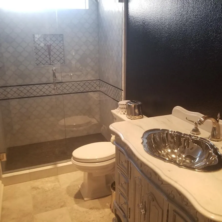 Professional plumbing work and bathroom remodeling in Hernando